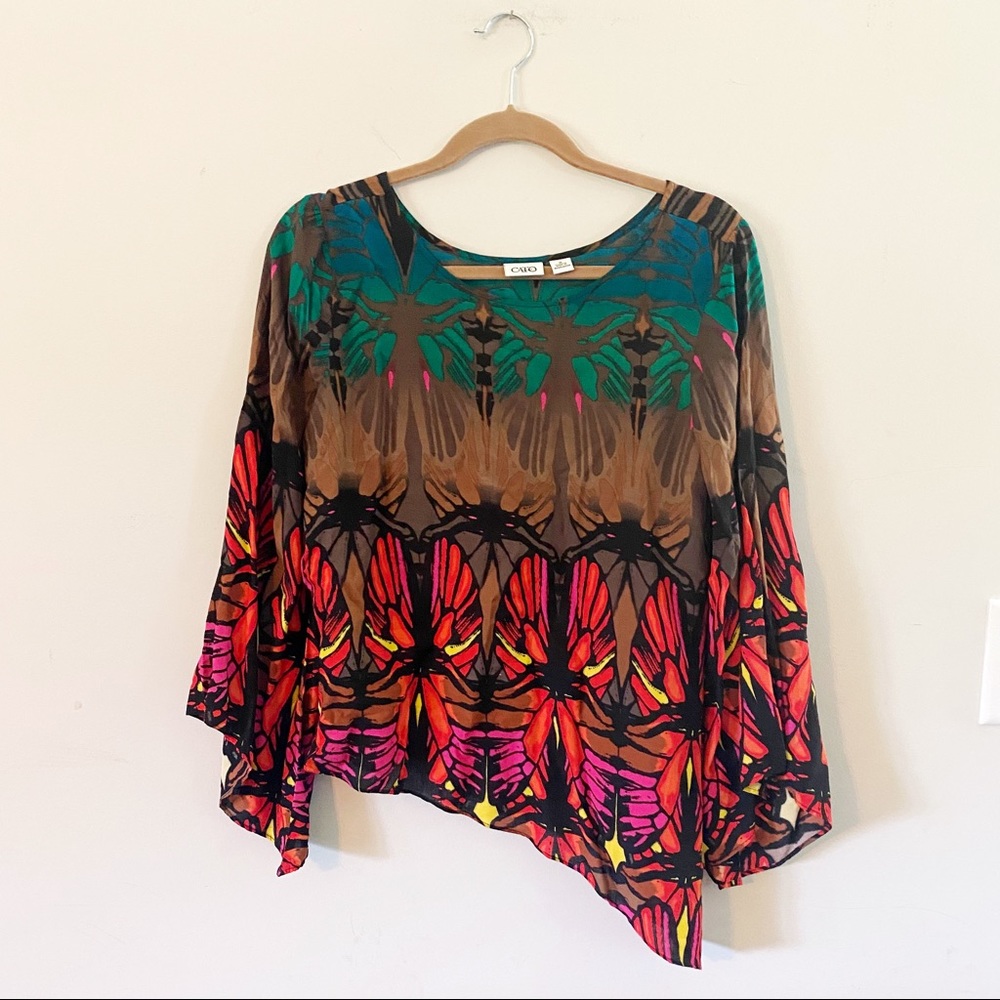 Cato Butterfly Print Bell Sleeve Asymmetrical Top